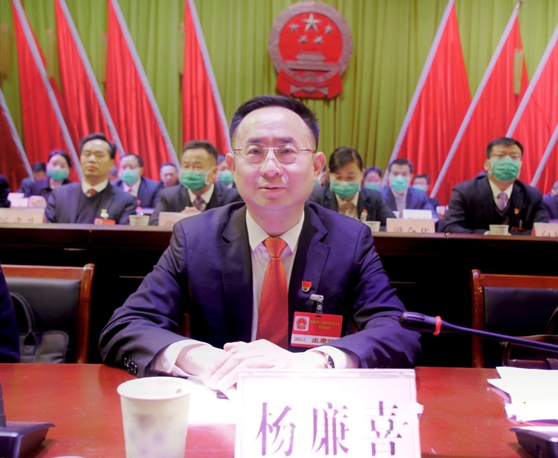 溆浦县十七届人民代表大会第七次会议胜利闭幕